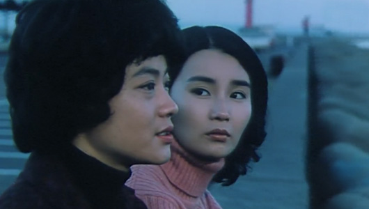 Alko (Lu Hsiao-fen) et sa fille Hueyin (Maggie Cheung)